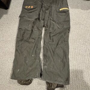 Men’s Burton Snowboard Cargo Pants (Brown)